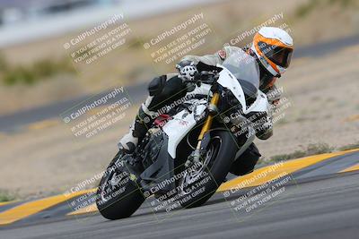 media/Jan-14-2023-SoCal Trackdays (Sat) [[497694156f]]/Turn 4 Set 2 (1030am)/